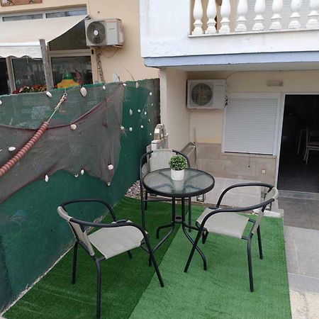 Stathoris Deluxe Apartment Néa Péramos Exterior foto